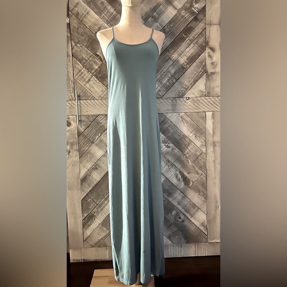 BOBI NWT MAXI DRESS WITH DOUBLE SIDE SLITS OPEN BACK IN SURF - Picture 4 of 8